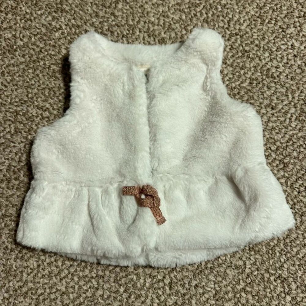 Baby B'gosh Faux Fur Vest Ivory Sparkle Bow Peplum Girls 9-12 Months